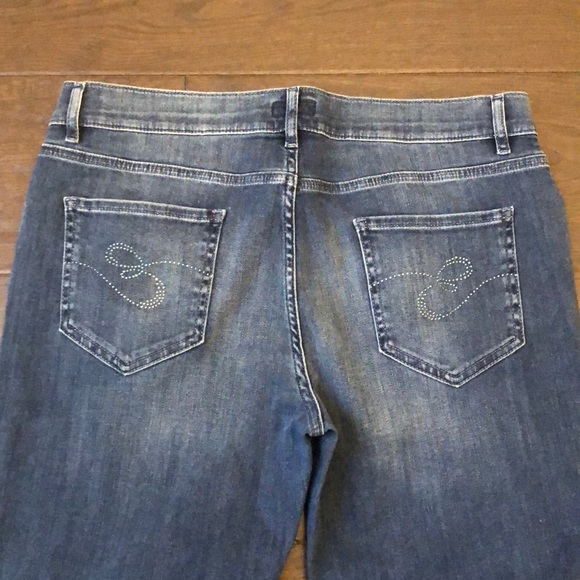 Brand New Escada jeans size 40 Made In Italy - Picture 8 of 9